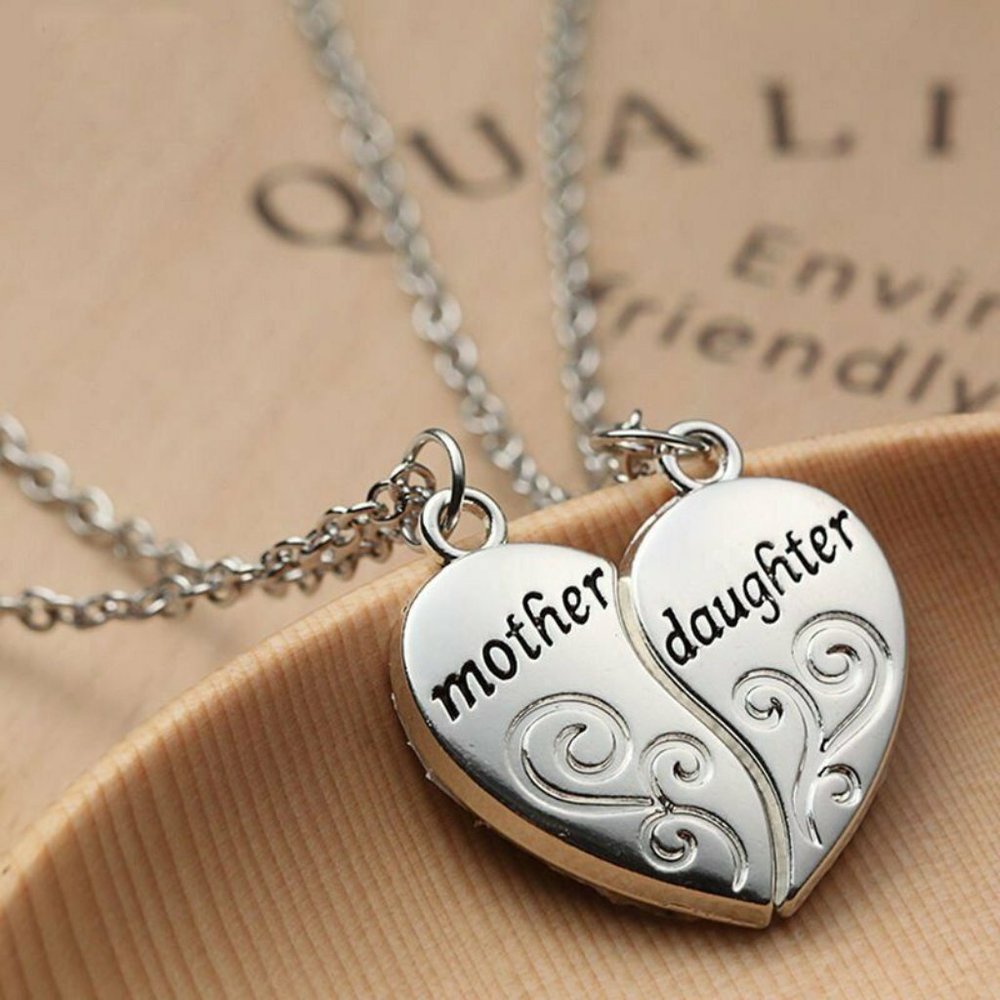 Silver Pair Mother And Daughter Split Heart Necklaces 16" Long Chain - Picture 4 of 6